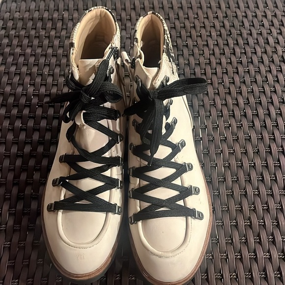 Dr. Scholl’s road trip Ankle Side Zip Leather Boots Women’s 9 - Picture 3 of 12